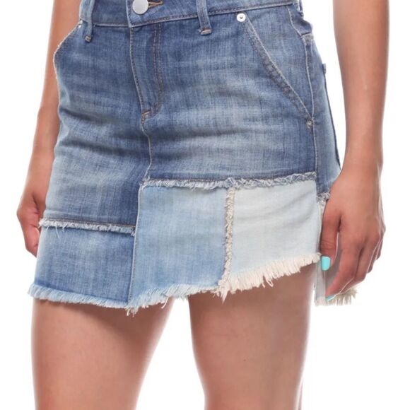 True Religion Patchwork Denim Mini Skirt Size Small - Picture 2 of 13